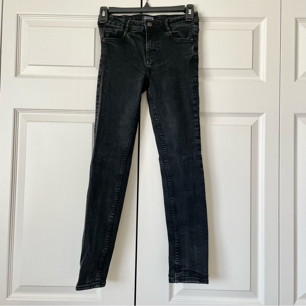 Zara women’s stretch skinny jeggings jeans black washed denim size euro 34, US02